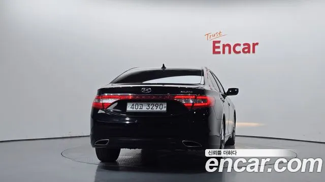 Hyundai Grandeur 2012 thumb 4