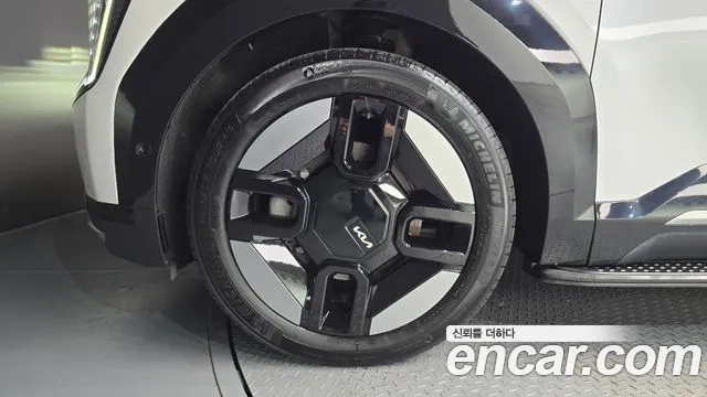 Kia EV9 2023 thumb 5