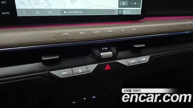 Kia EV9 2023 thumb 12