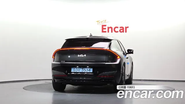 Kia EV6 2026 thumb 4