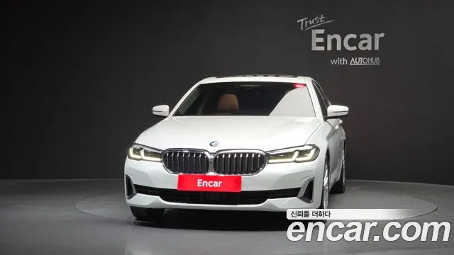 BMW 5 серии 2021 thumb 3
