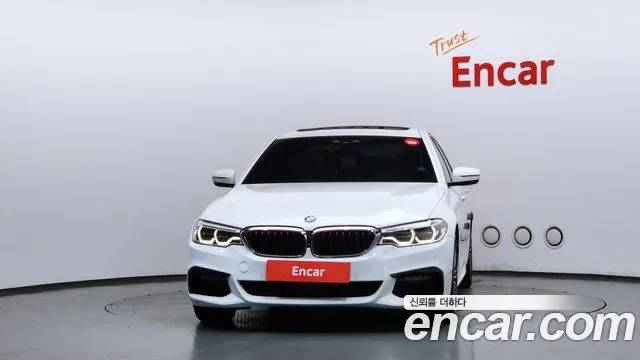 BMW 5 серии 2020 thumb 3