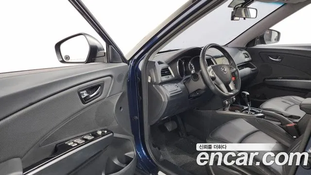 KG_Mobility_Ssangyong TIBOLI 2017 thumb 10