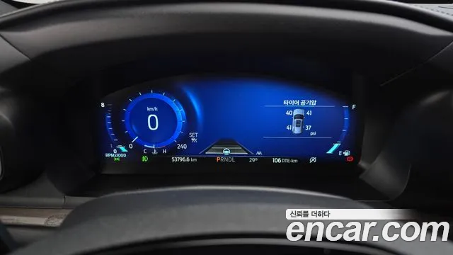 Ford Explorer 2022 thumb 8