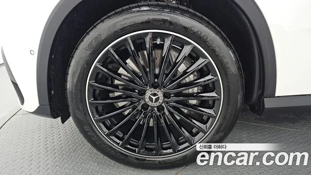 Mercedes-Benz GLC 2026 thumb 5
