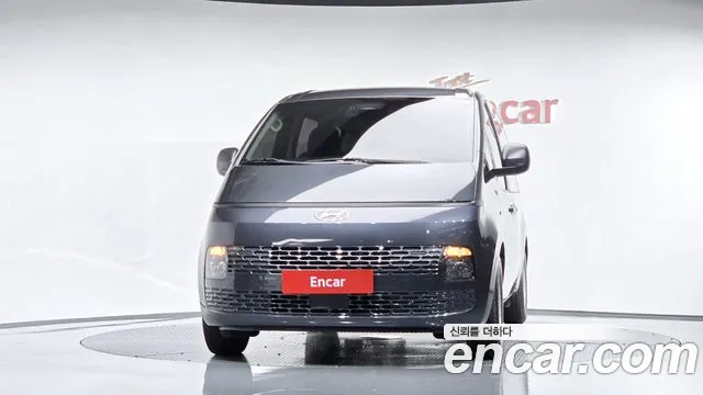 Hyundai Staria 2022 thumb 3
