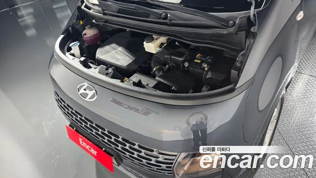 Hyundai Staria 2022 thumb 6