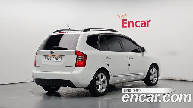 Kia Carens 2009 thumb 2