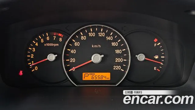 Kia Carens 2009 thumb 8