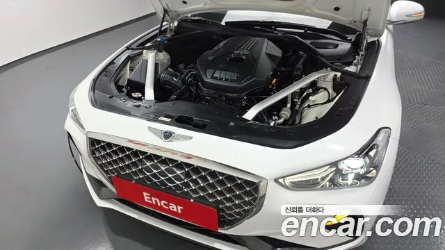 Genesis G70 2020 thumb 6