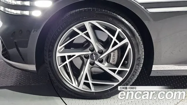 Genesis G90 2023 thumb 5