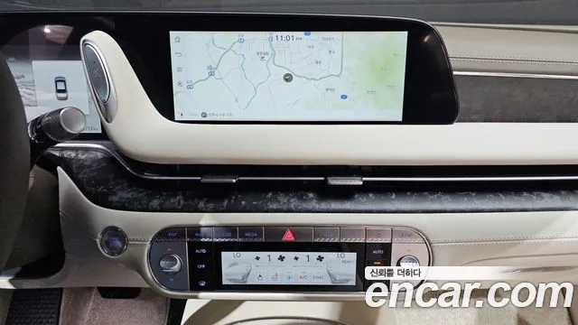 Genesis G90 2023 thumb 12