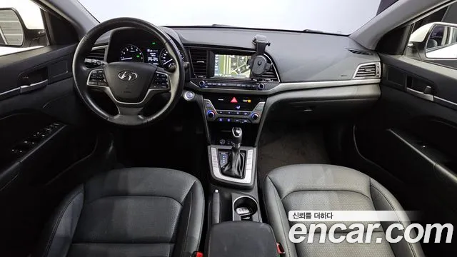 Hyundai Avante 2017 thumb 7
