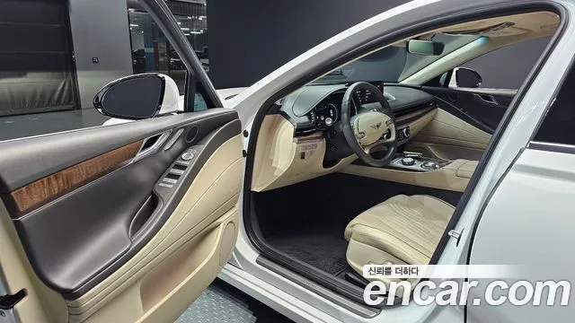 Genesis G80 2023 thumb 10