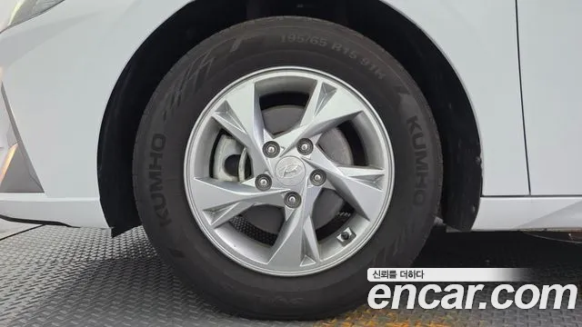 Hyundai Avante 2022 thumb 5
