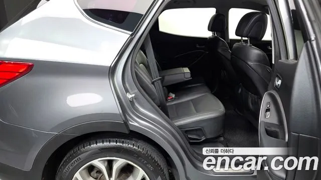 Hyundai Santa Fe 2013 thumb 12