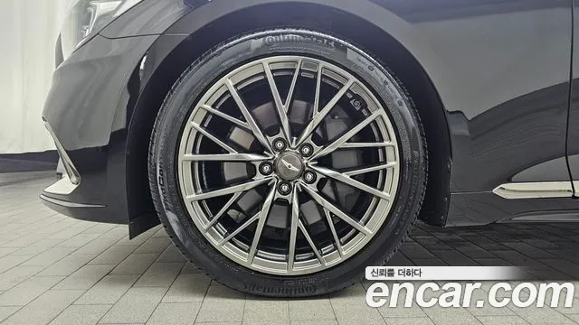 Genesis G80 2019 thumb 5