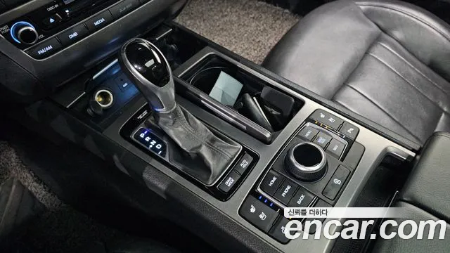 Hyundai Genesis 2016 thumb 9