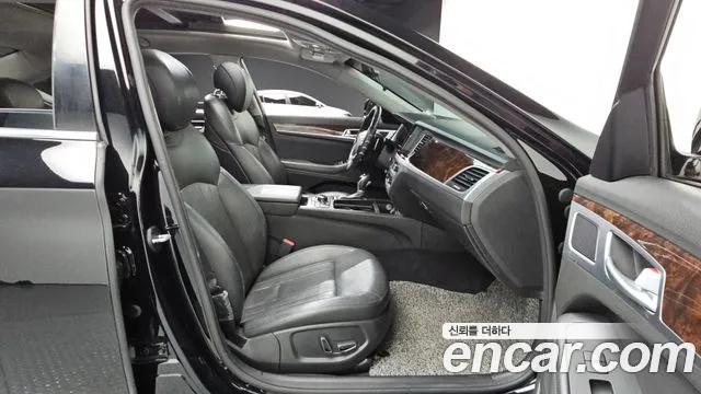 Hyundai Genesis 2016 thumb 12