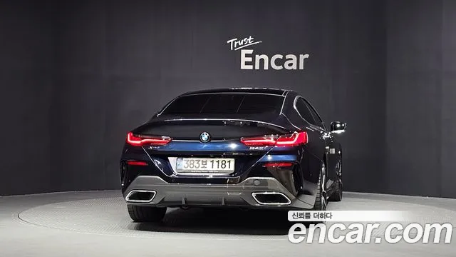 BMW 8 серии 2021 thumb 4