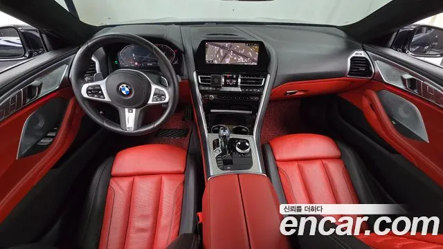BMW 8 серии 2021 thumb 7
