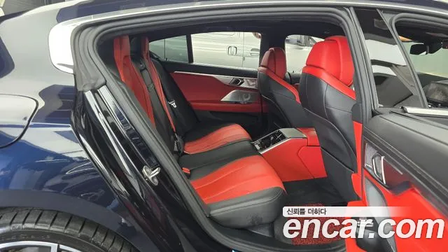 BMW 8 серии 2021 thumb 11