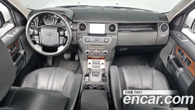 Land Rover Discovery 2016 thumb 6