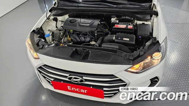 Hyundai Avante 2018 thumb 5