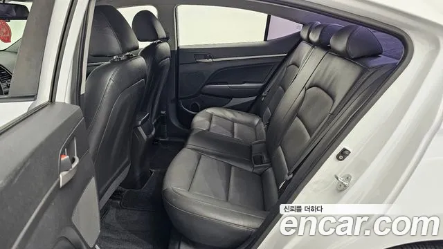 Hyundai Avante 2018 thumb 11