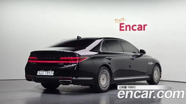 Genesis G90 2019 thumb 2
