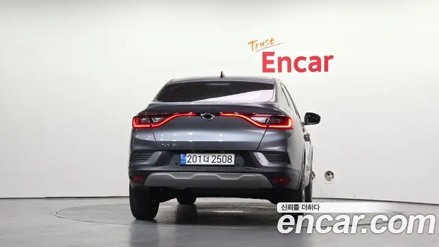 Renault Arkana 2022 thumb 4
