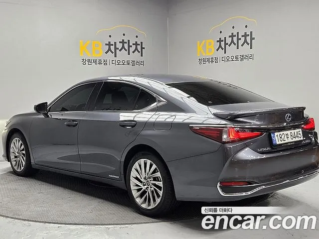 Lexus ES 2022 thumb 7