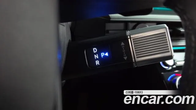 Hyundai Santa Fe 2024 thumb 9