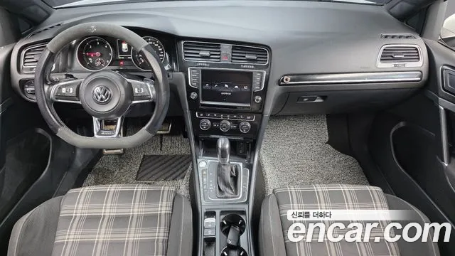 Volkswagen Golf Sportsvan 2016 thumb 7