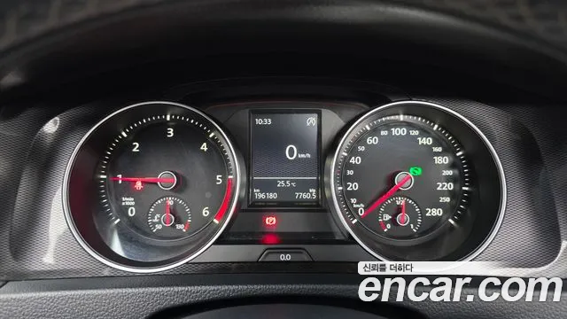 Volkswagen Golf Sportsvan 2016 thumb 8