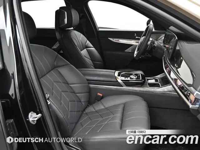 BMW 7 серии 2025 thumb 10