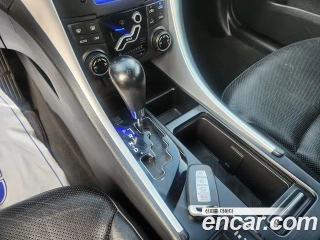 Hyundai Sonata 2010 thumb 9