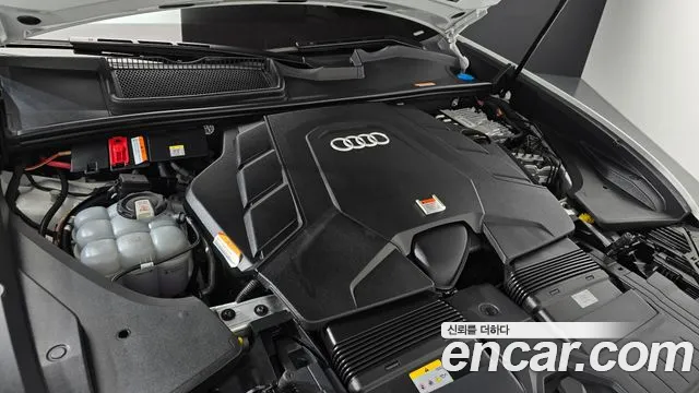 Audi Q8 2022 thumb 6