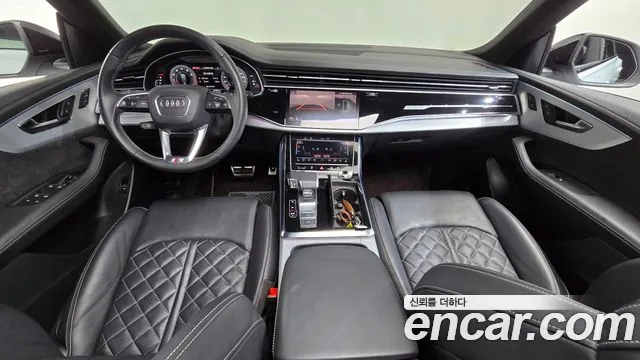 Audi Q8 2022 thumb 7