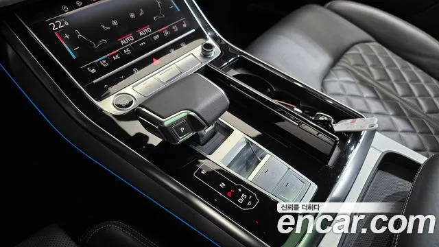 Audi Q8 2022 thumb 9