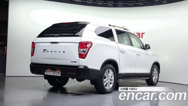 KG_Mobility_Ssangyong Rexton 2018 thumb 2