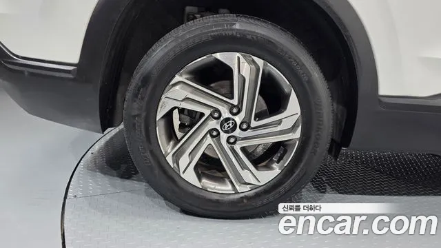 Hyundai Santa Fe 2022 thumb 4