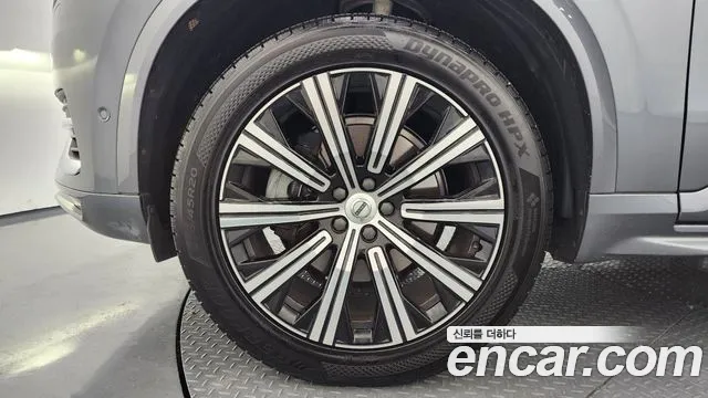 Volvo XC90 2019 thumb 5