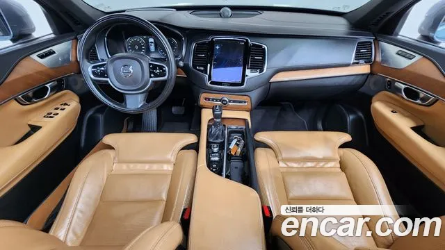 Volvo XC90 2019 thumb 7