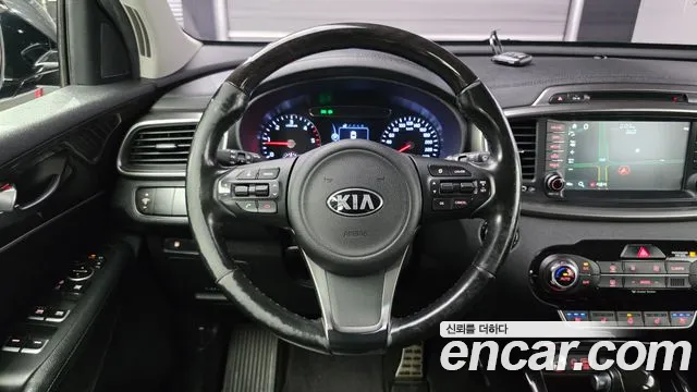 Kia Sorento 2017 thumb 12