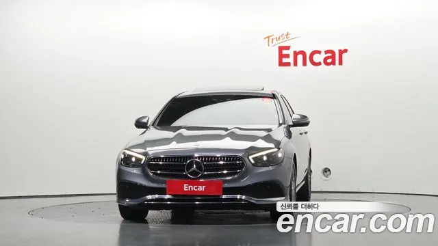 Mercedes-Benz E-Класс 2021 thumb 3