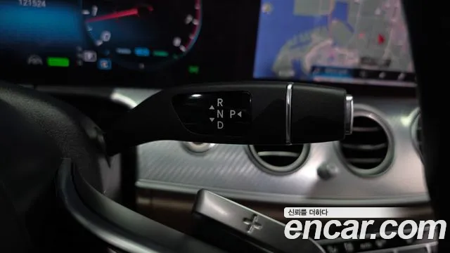 Mercedes-Benz E-Класс 2021 thumb 9