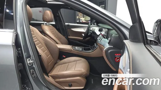 Mercedes-Benz E-Класс 2021 thumb 11