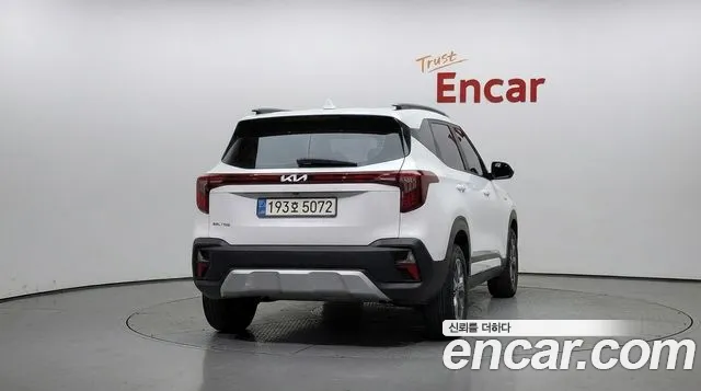 Kia Seltos 2022 thumb 4