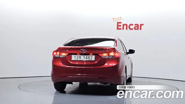 Hyundai Avante 2010 thumb 4